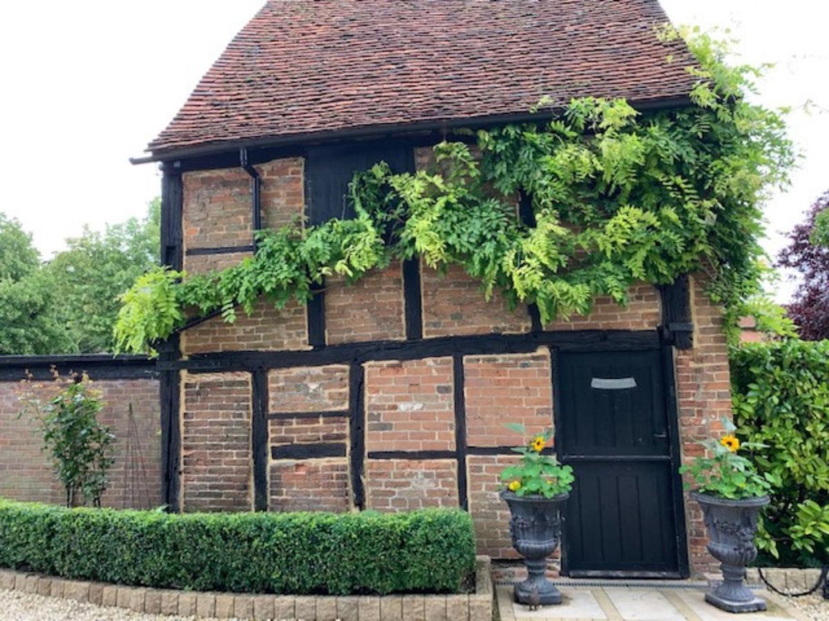 The Malt House Ξενοδοχείο Aylesbury  Εξωτερικό φωτογραφία